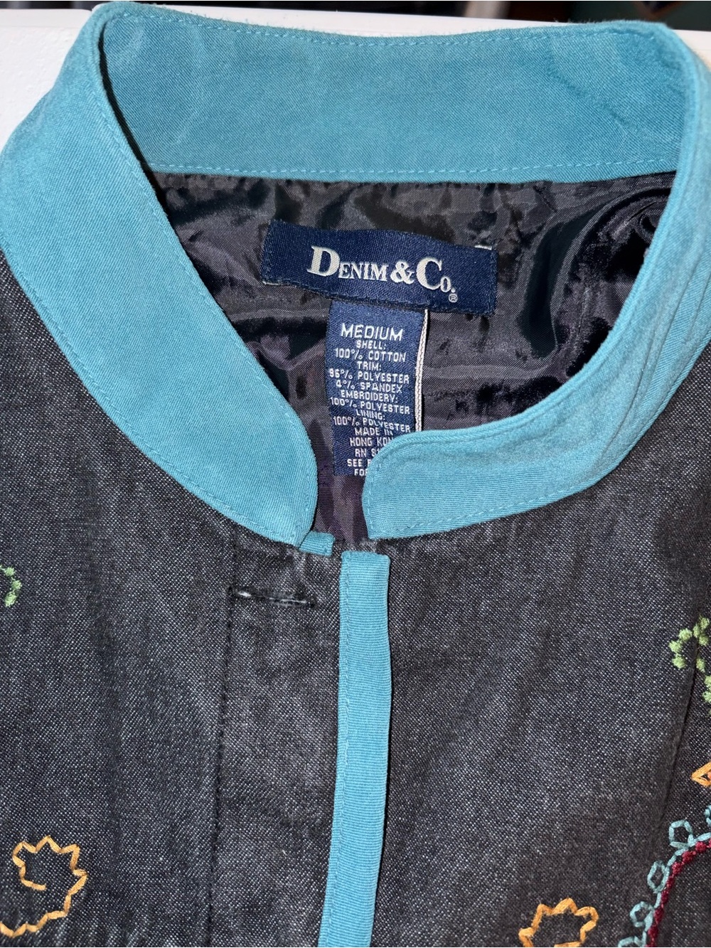Super Cool Denim & Co Embroidered Denim Jacket - Picture 7 of 7